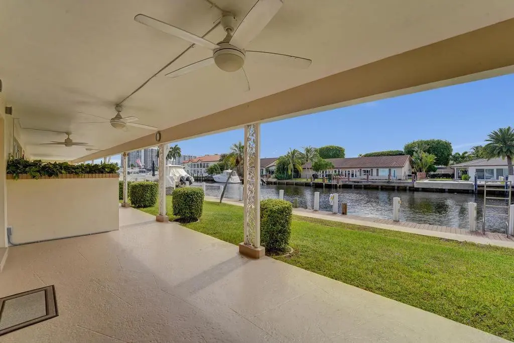 Photo 5 at 2866 NE 30th Street 9, Fort Lauderdale