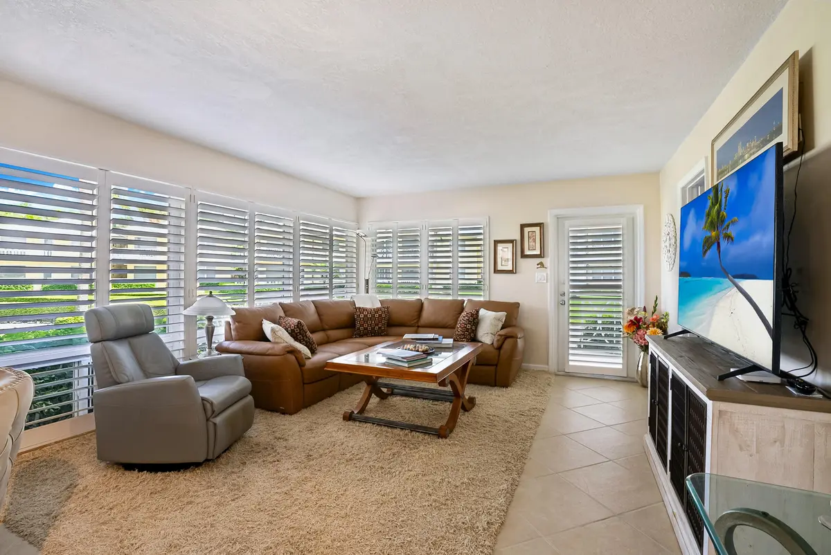iUSE photography_DSC04828 at 2000 S Ocean Lane 2, Fort Lauderdale