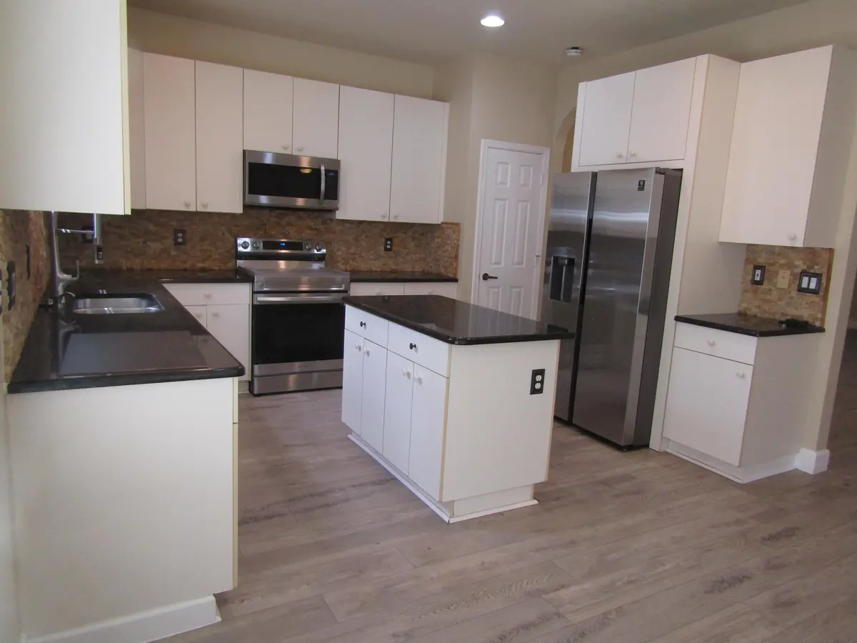 IMG_8676 at 1756 SW JAMESPORT Drive, Port St. Lucie