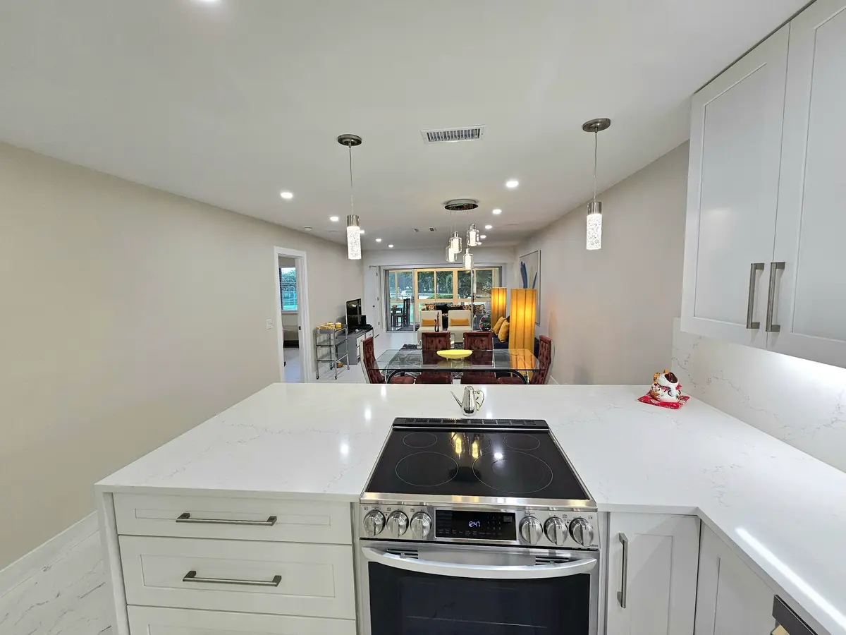 Custom 48 inch by 102 inch Luxurious Qua at 1631 NW 18th Avenue 201, Delray Beach