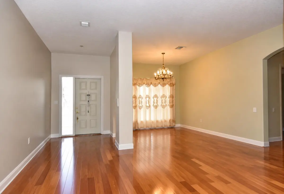 004-010-dining-1464x1000 at 9570 Lantern Bay Circle, West Palm Beach
