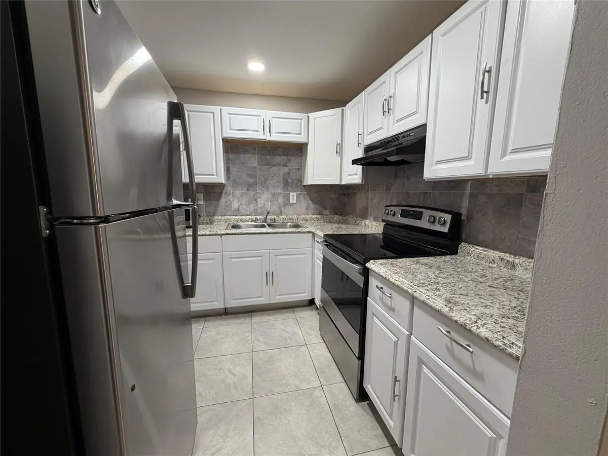 Photo 2 at 4138 NW 88th Avenue 107, Coral Springs