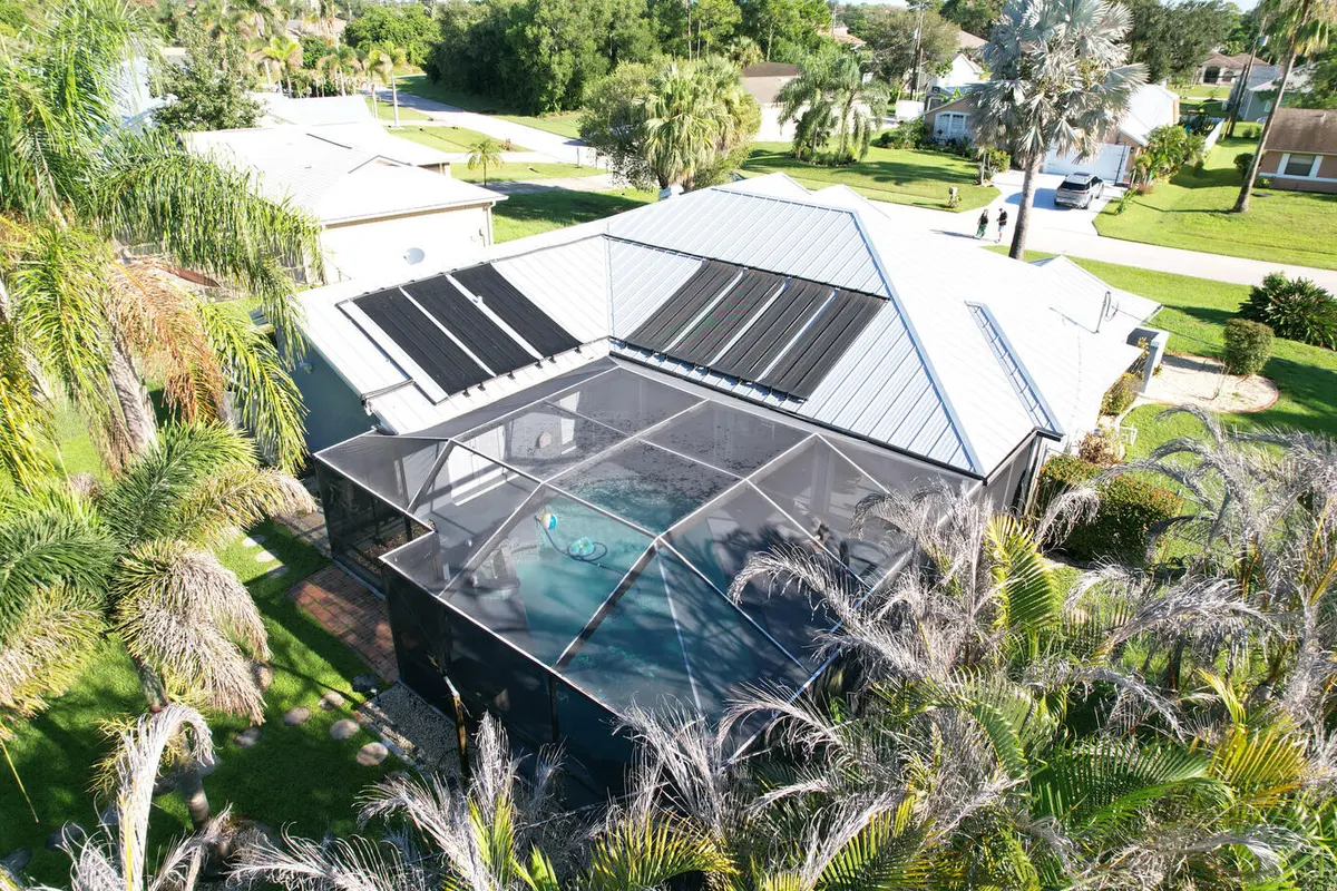 SOLAR HEATED, SALT WATER POOL! at 549 SE CLIFF Road, Port St. Lucie