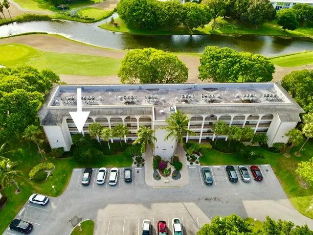 4502 MARTINIQUE BUILDING at 4502 Martinique Way B1, Coconut Creek