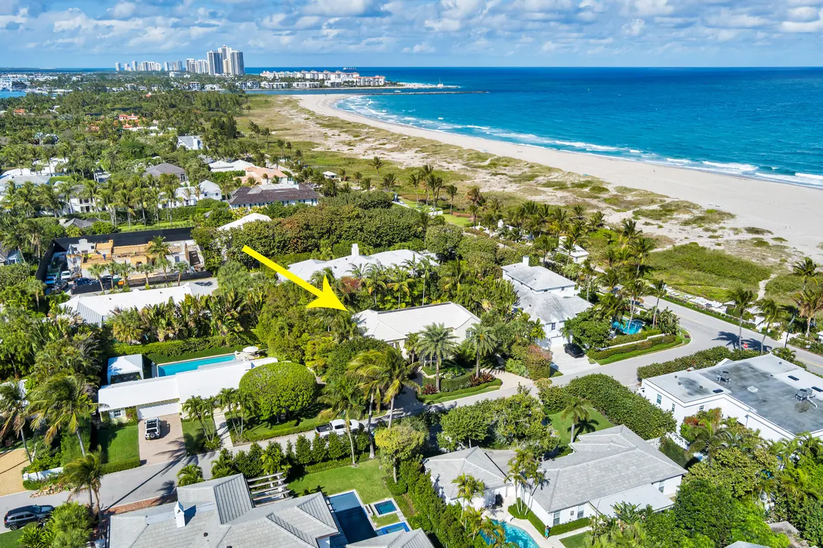 low-37 at 111 SEAGATE Road, Palm Beach