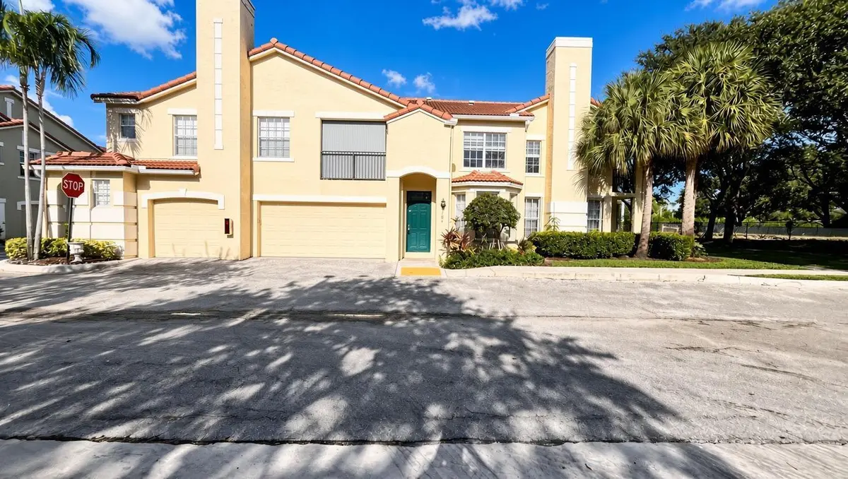 106 Belmont Place, Boynton Beach, FL – photo 1