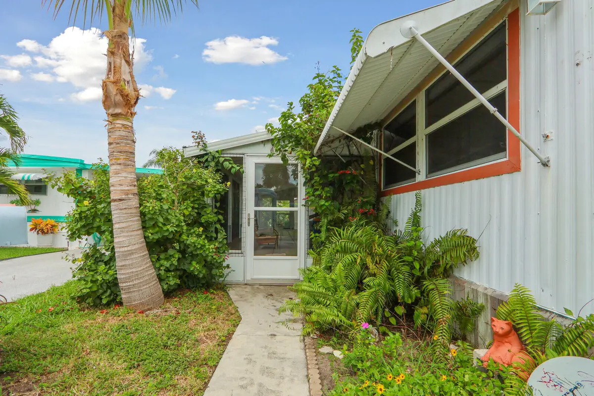 26_IMG_5313_mls at 4752 NE BLUE HERON Lane, Jensen Beach