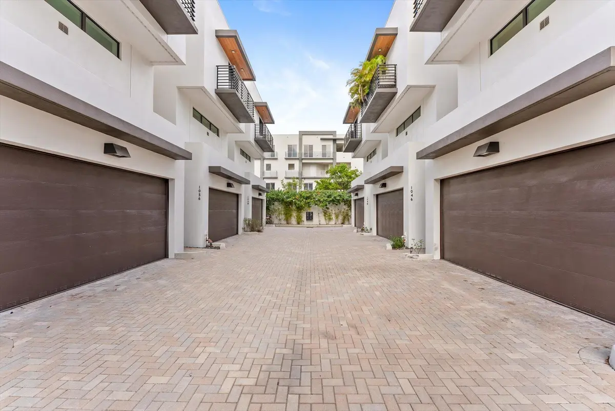 02-2 at 1048 N Victoria Park Road, Fort Lauderdale