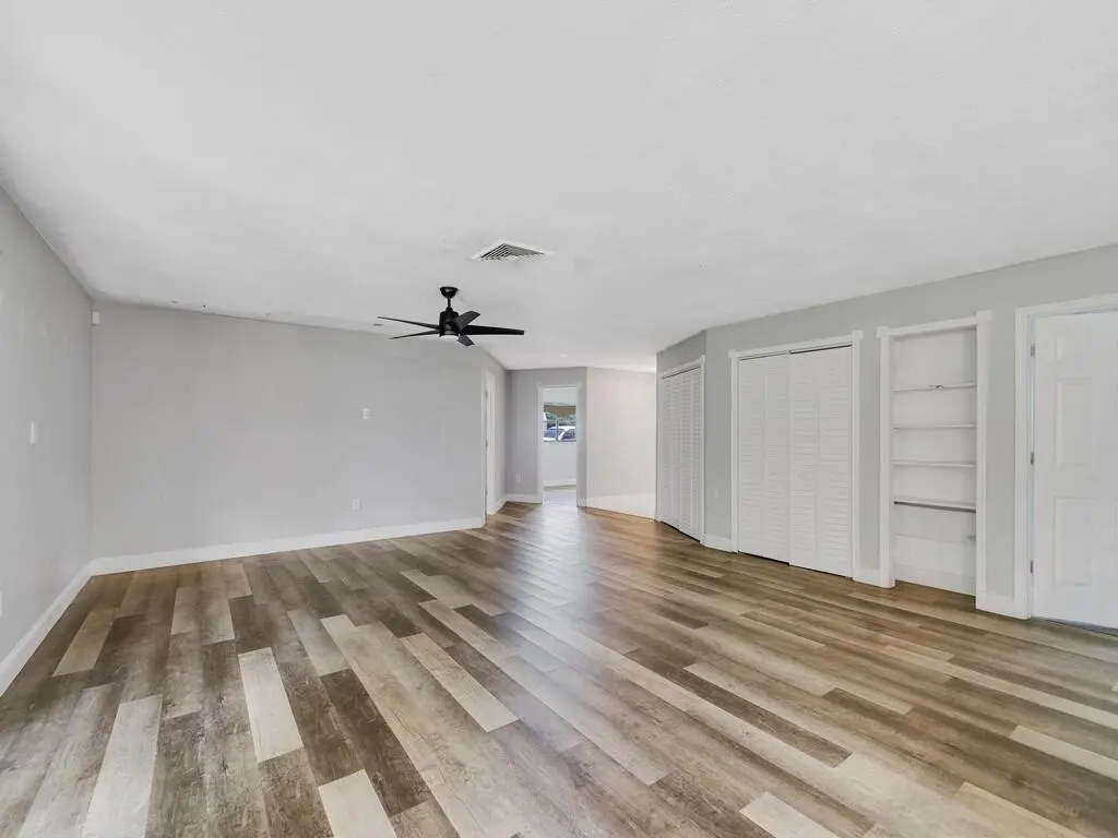 Image00019 at 8206 Lakeland Boulevard, Fort Pierce