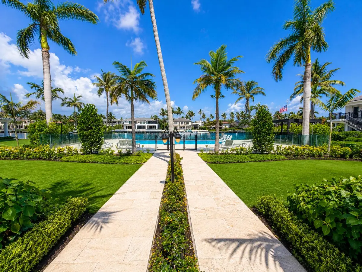 8222D283-C093-4D7D-AA56-5D773877A879 at 1035 Spanish River Road, Boca Raton