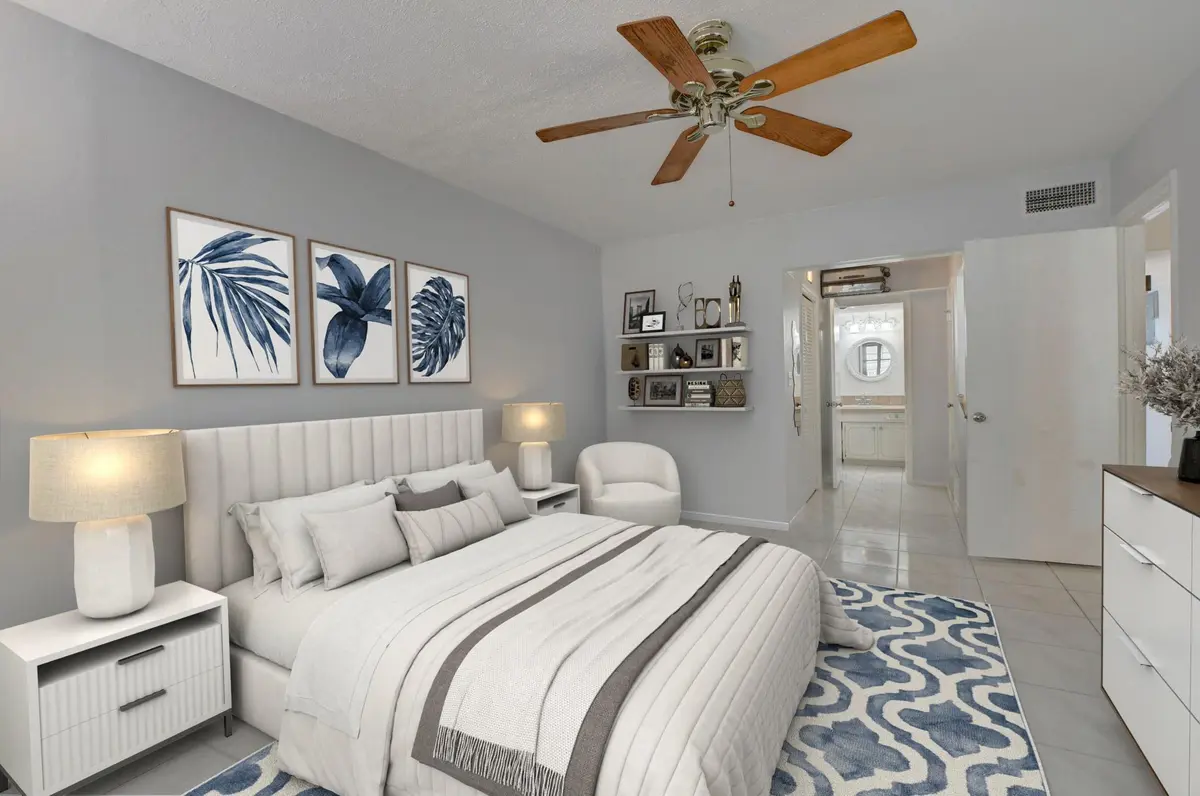 899- Pic 6 at 899 SE 2nd Avenue 215, Deerfield Beach