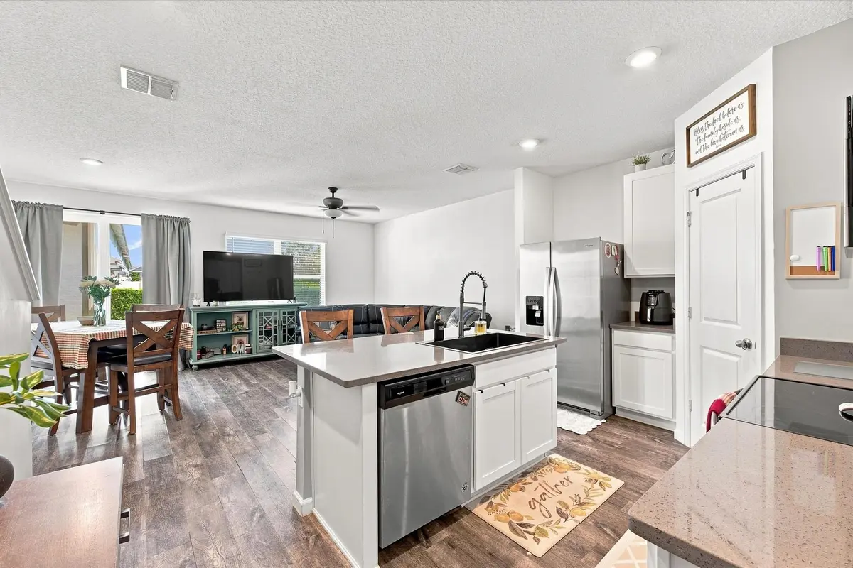 06-2006 at 6351 Sailpointe Lane, West Palm Beach