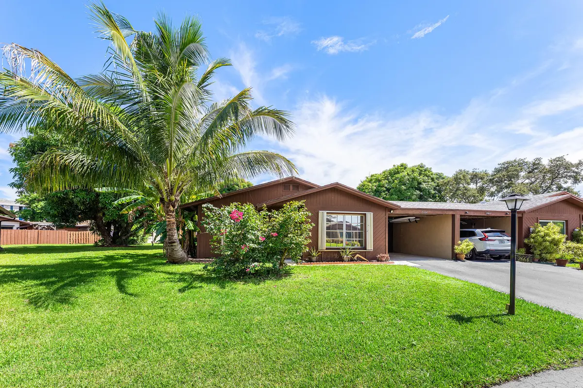 Front at 2664 SE 27th Lane 58a, Boynton Beach