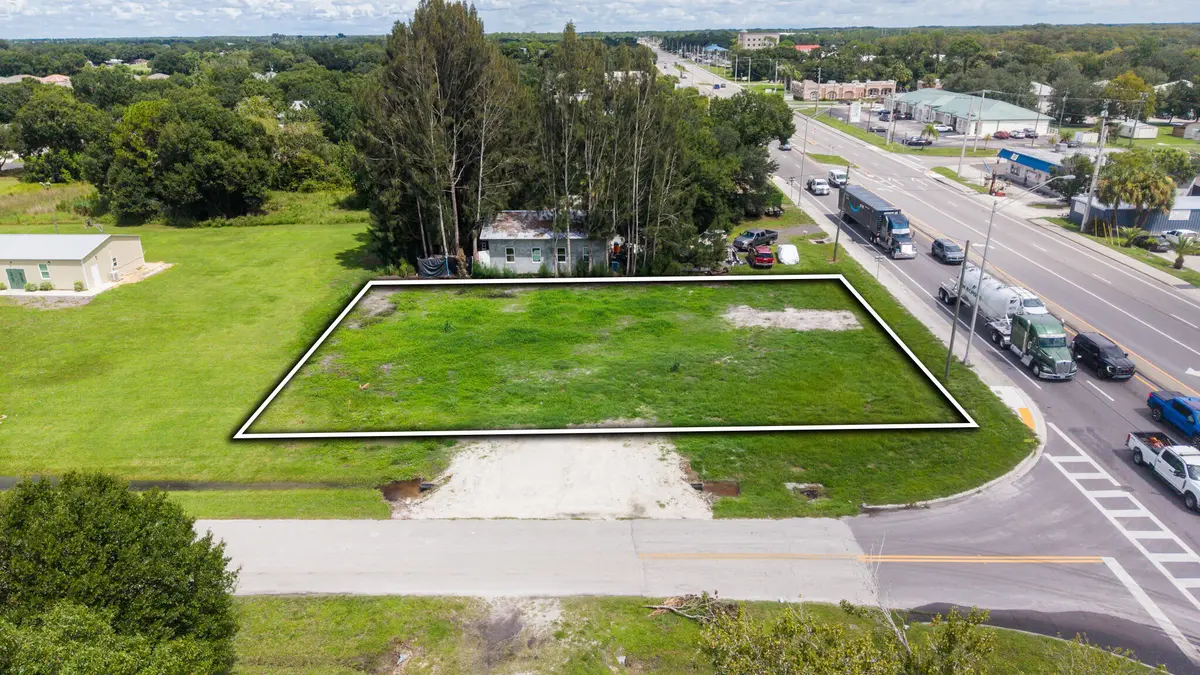 Rivera Property DRONES-7_PL at 100 NW 10th Street, Okeechobee
