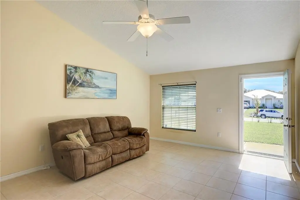 GetMedia (5) at 8455 105th Avenue, Vero Beach
