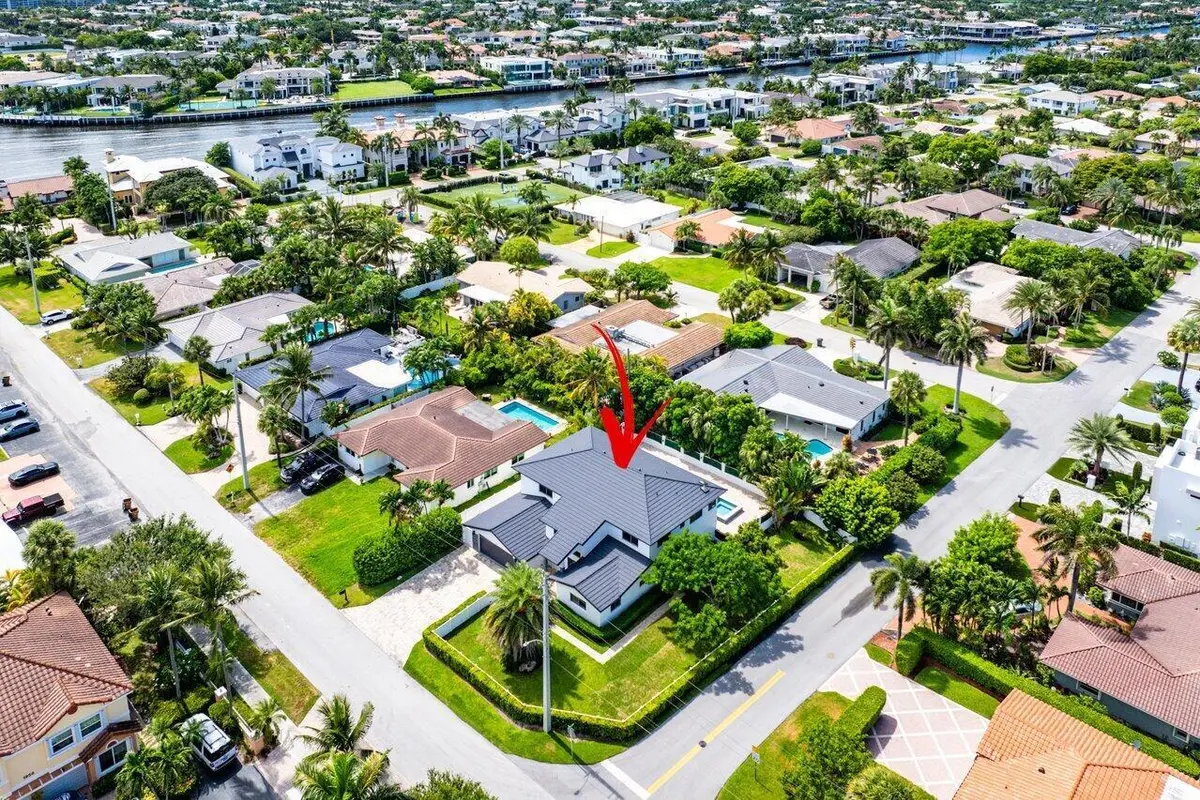 045-811Southeast31stStreet-BocaRaton-FL- at 811 SE 31st Street, Boca Raton