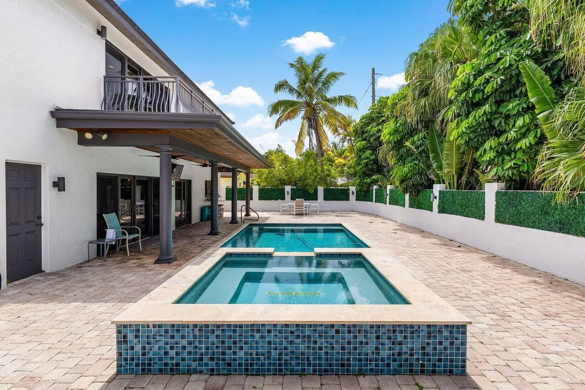 036-811Southeast31stStreet-BocaRaton-FL- at 811 SE 31st Street, Boca Raton