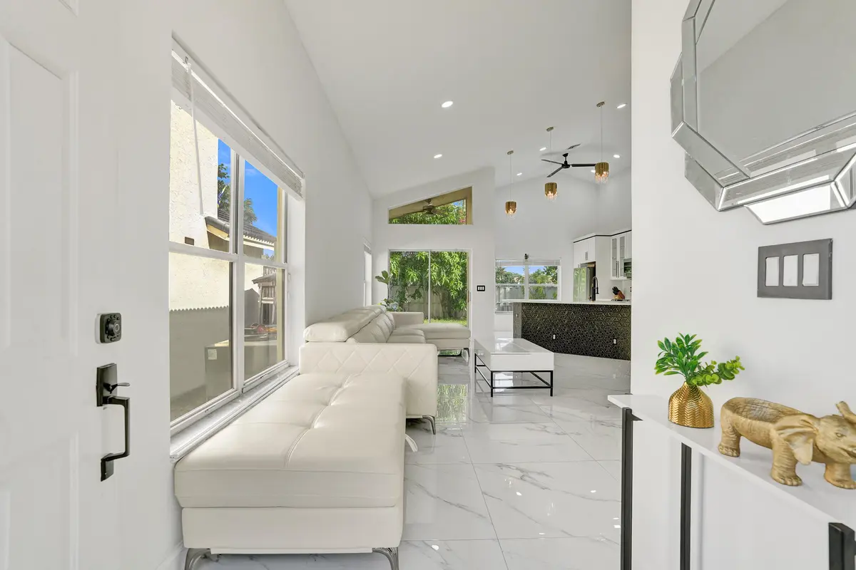 Open Floor Plan at 6965 NW 29th Court, Margate