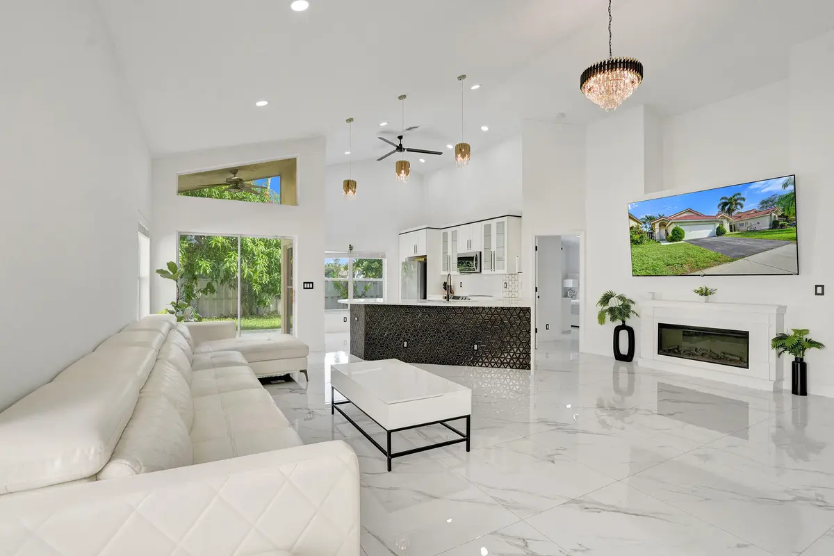 Fully Remodeled at 6965 NW 29th Court, Margate