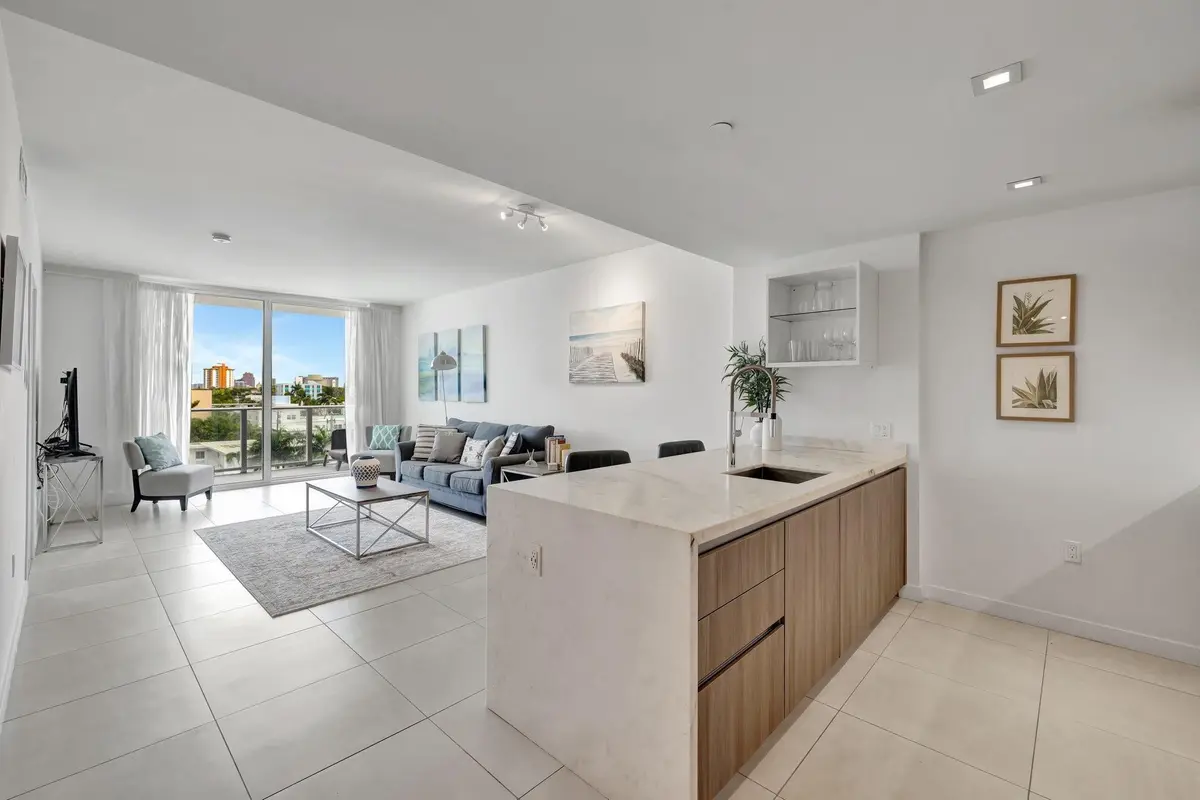Photo 2 at 401 N BIRCH Road 510, Fort Lauderdale