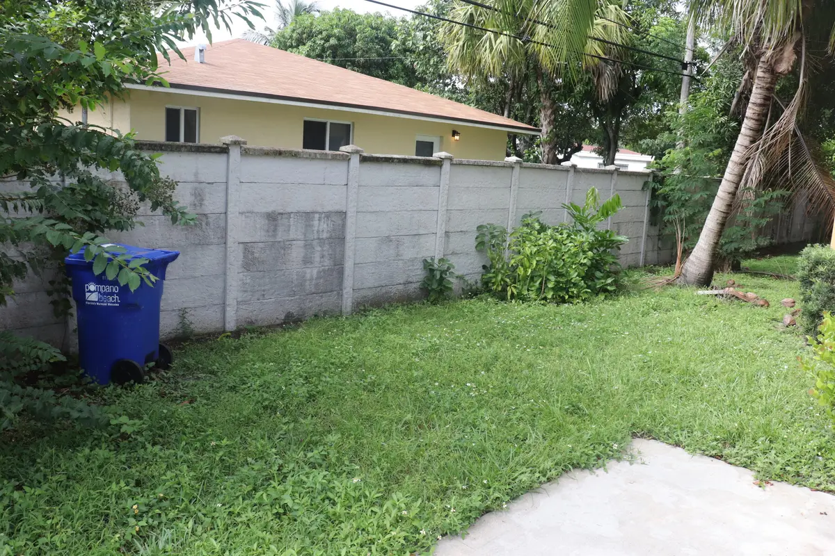 IMG_5809 at 613 NW 21ST Avenue, Pompano Beach