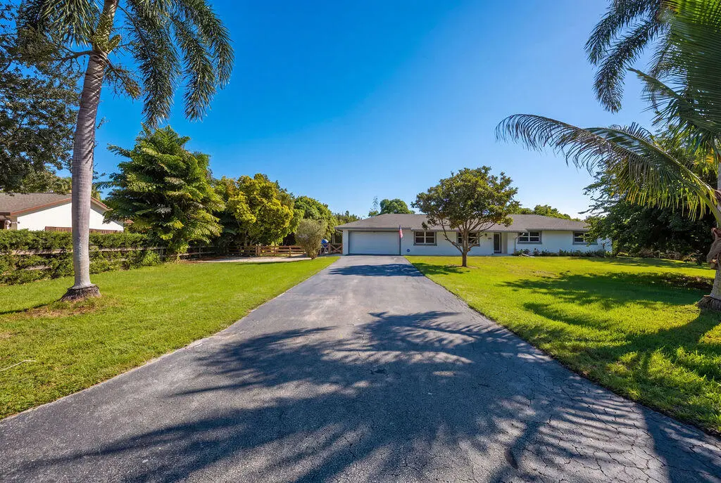 4910 SW 205TH Avenue, Southwest Ranches, FL – photo 3