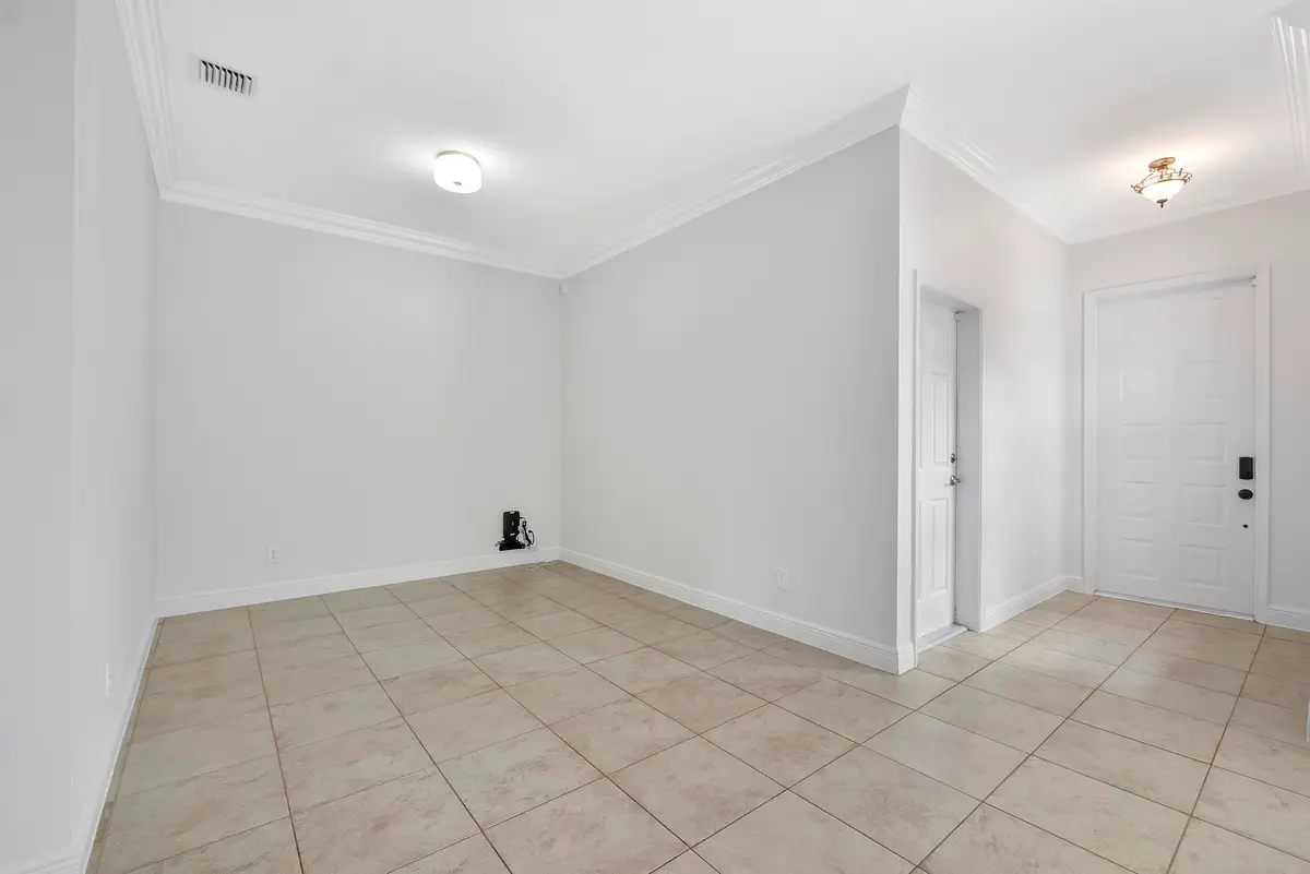 3505 Lakeside Dr_002 at 3505 LAKESIDE Drive, Davie