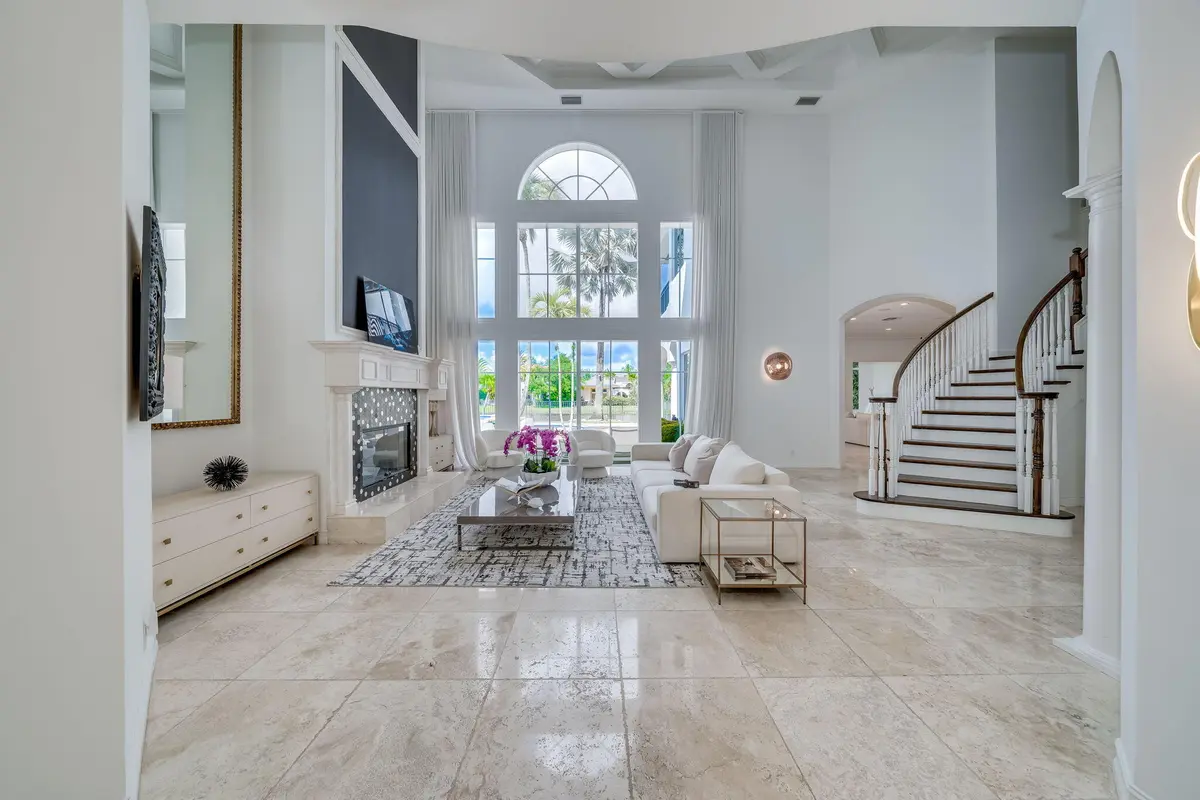 gj-7-2 at 17593 Middle Lake Drive, Boca Raton