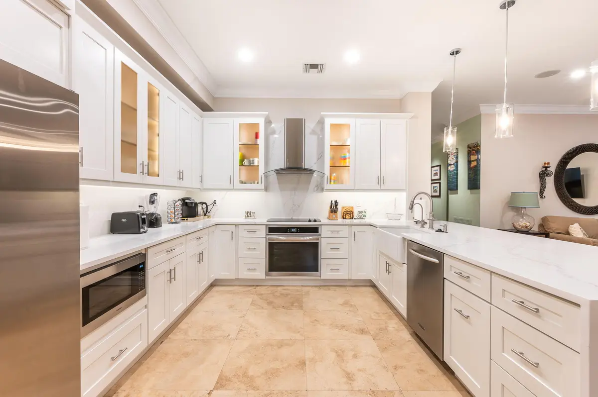 3-web-or-mls-photo-3 at 514 SOLAR ISLE Drive, Fort Lauderdale