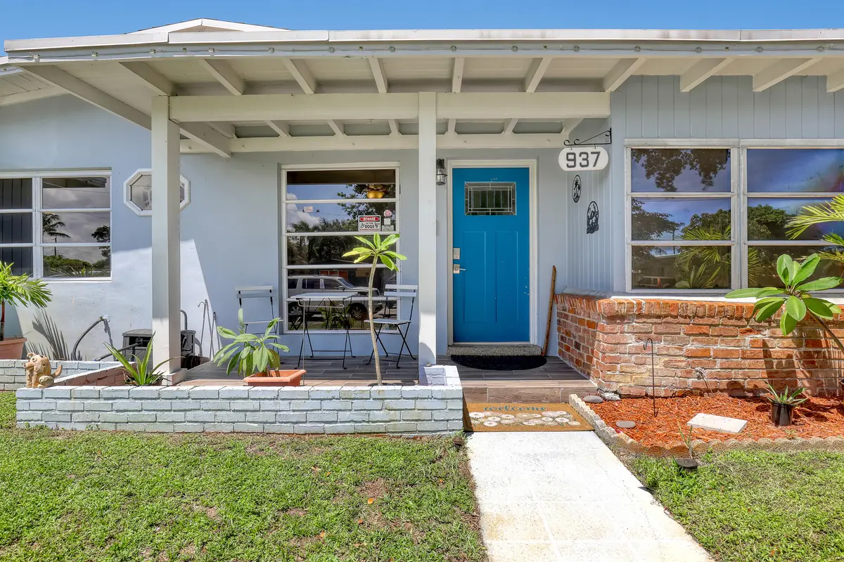 937 W Duval (4) at 937 W DUVAL Street, Lantana