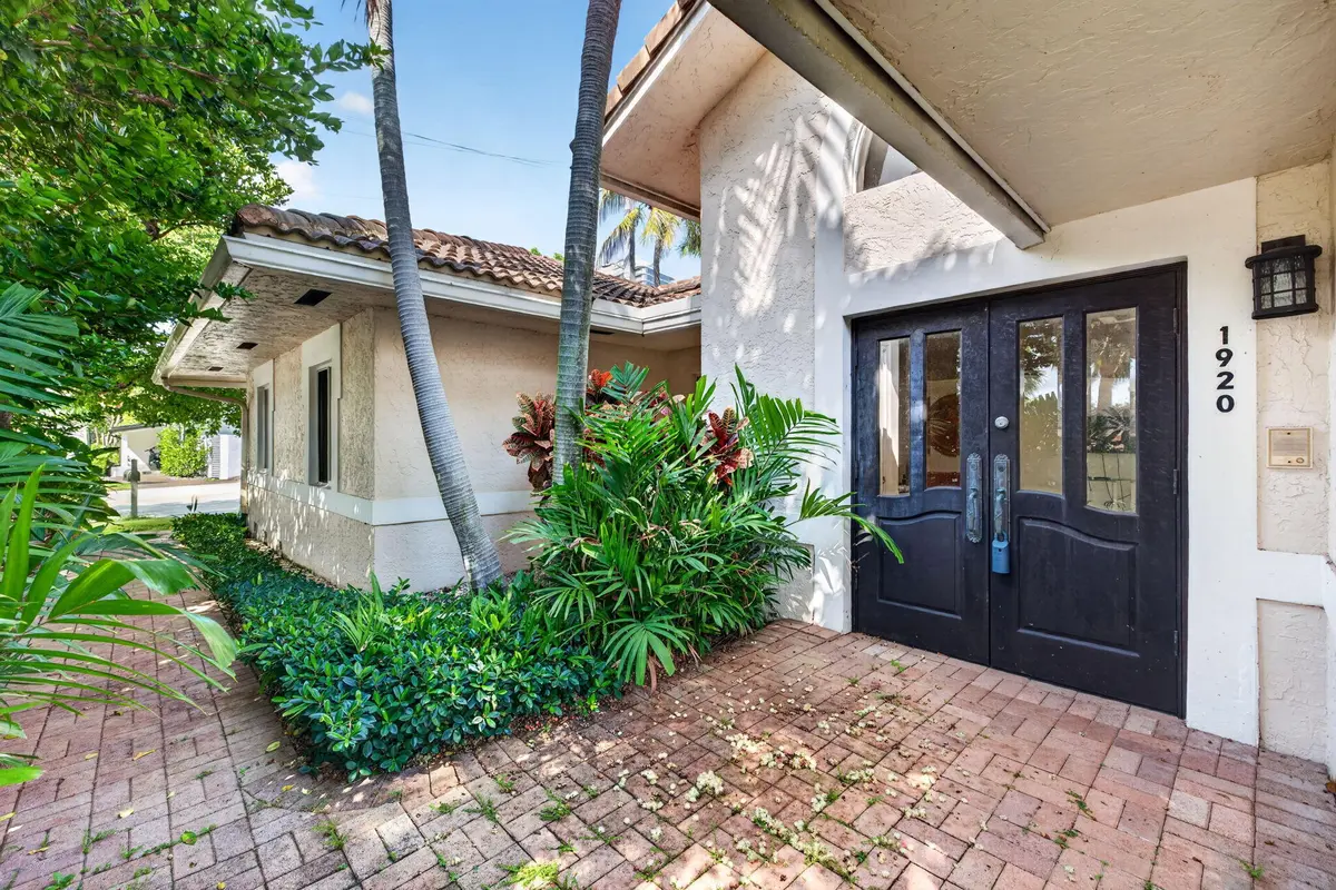 6-web-or-mls-699A8496 at 1920 E Terra Mar Drive, Lauderdale-By-The-Sea