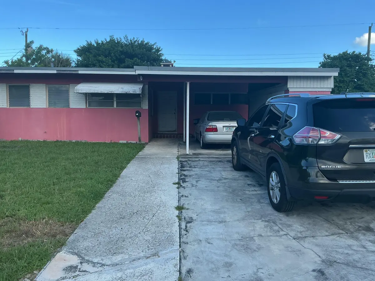 Front of Structure at 110 NW 193RD Street, Miami Gardens