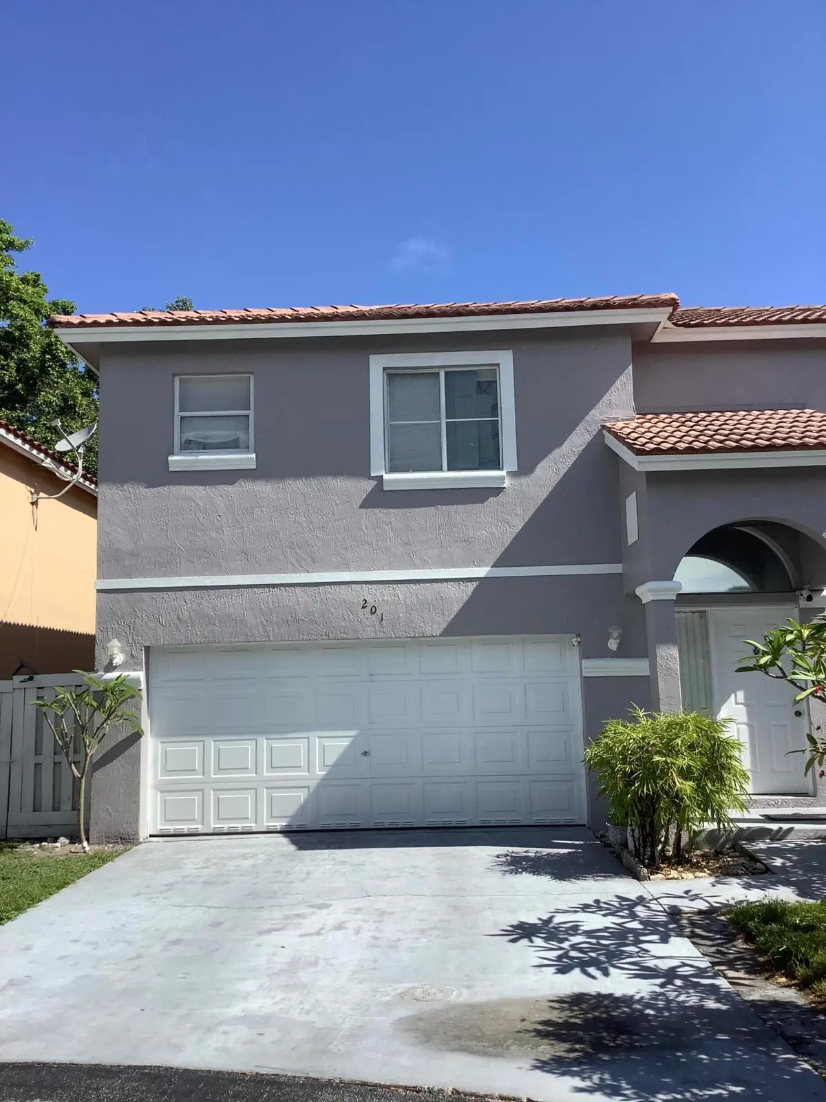 IMG_5929 at 201 SW 98th Terrace, Pembroke Pines