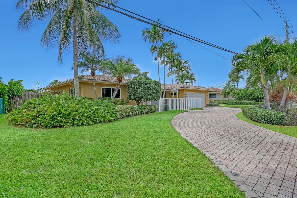 2100 NE 30th (3) at 2100 NE 30th Street, Lighthouse Point