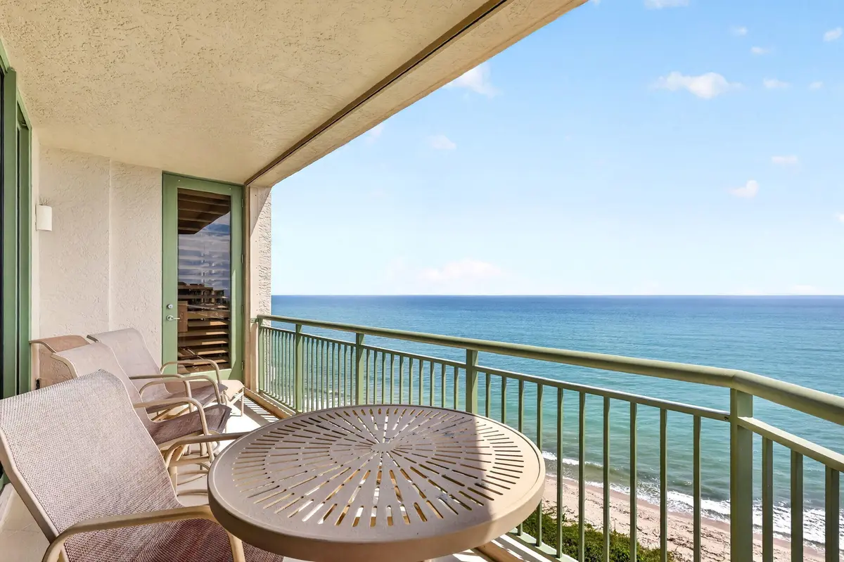 65-web-or-mls-5P1A4105 at 4310 N Hwy A1A PH1S, Fort Pierce