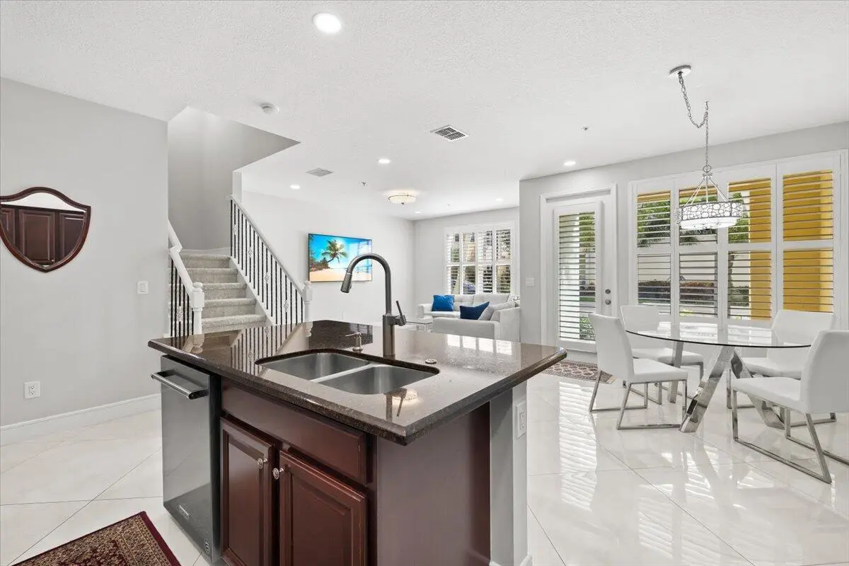 08-424A6734 at 4980 NW 15TH Avenue, Boca Raton