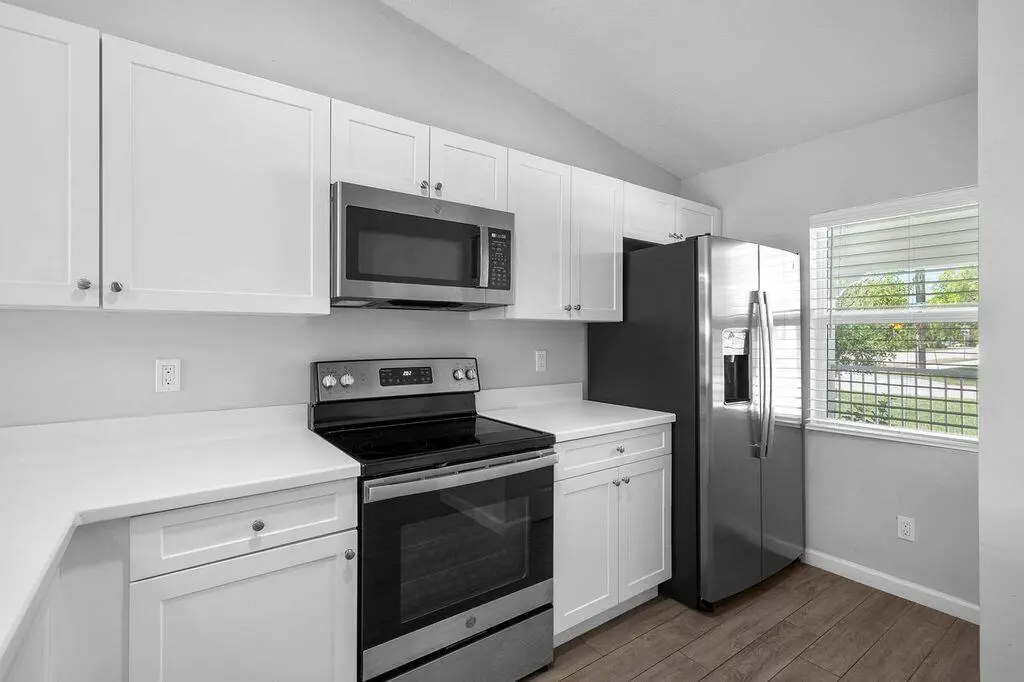 UMf01p4g at 5078 SE ISABELITA Avenue, Stuart