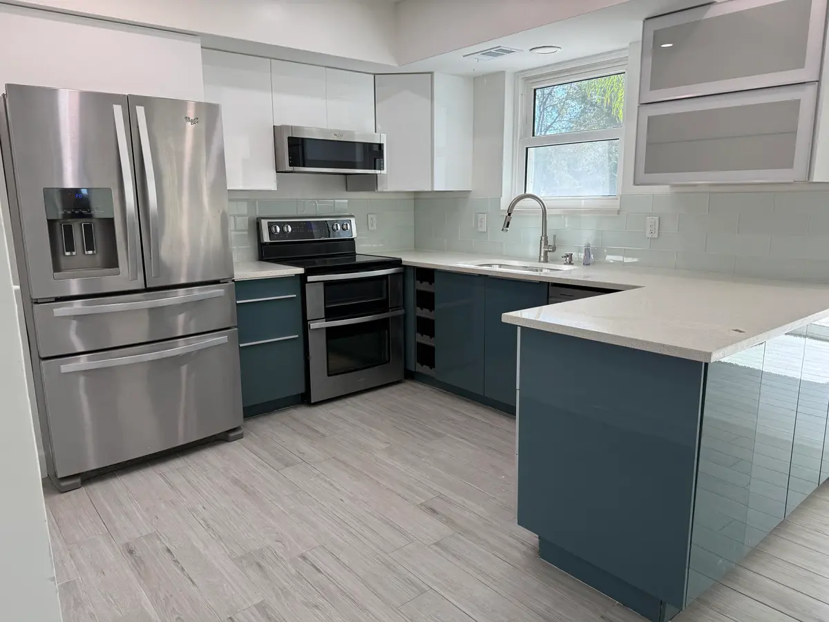 Kitchen at 16 Ridgewood Circle, Tequesta