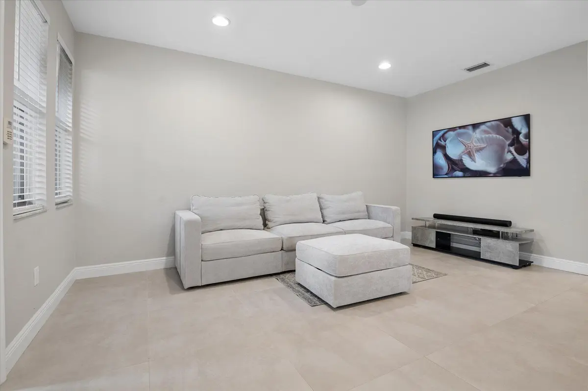 06-Steiner-950 Marina Del Ray Ln #4-6 at 950 Marina Del Ray Lane 4, West Palm Beach