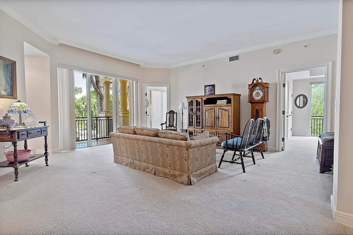 16100 Emerald Estates dr - 536 at 16100 EMERALD ESTATES Drive 397, Weston