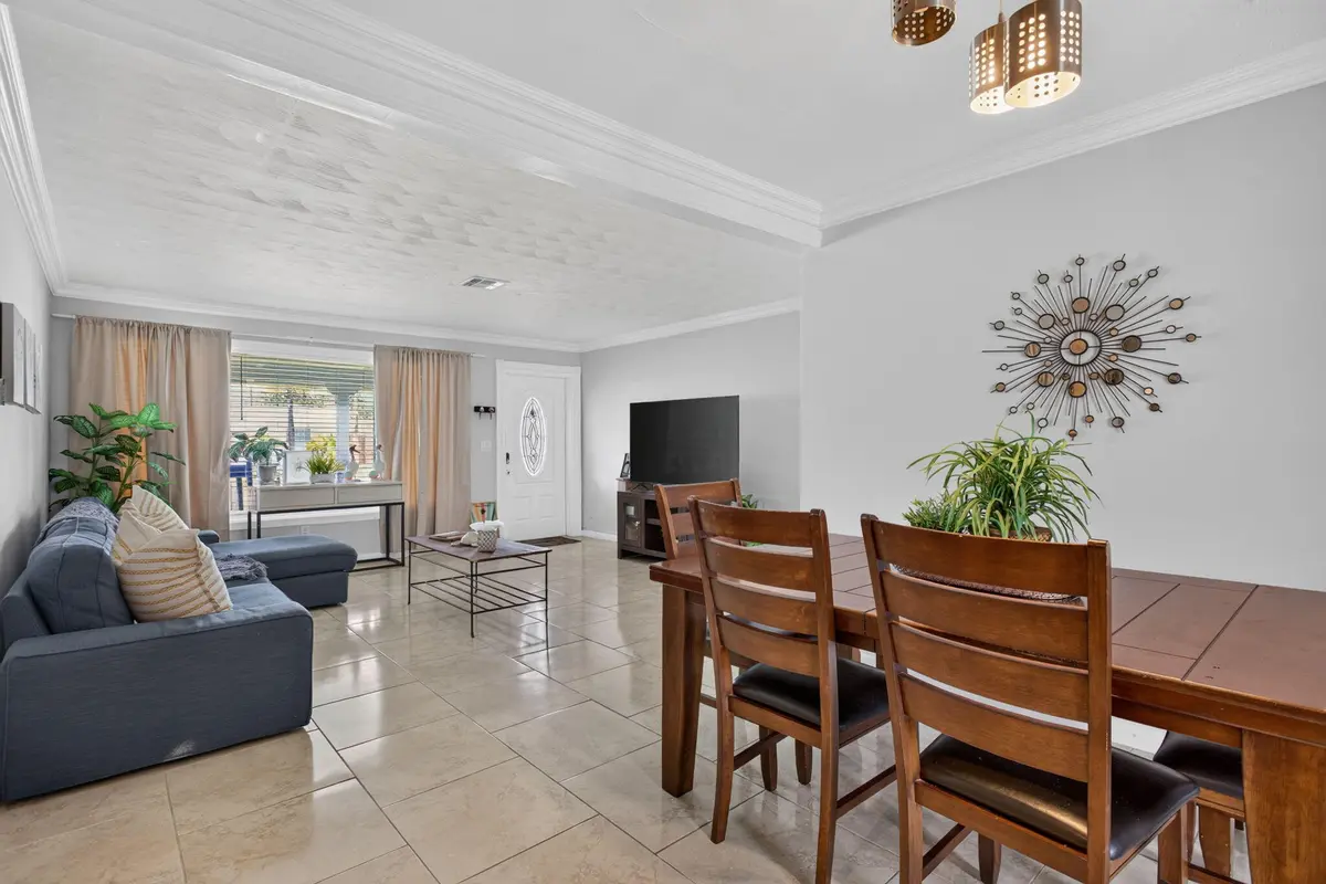 13-web-or-mls-1520-7459 at 1520 NE 34TH Court, Pompano Beach