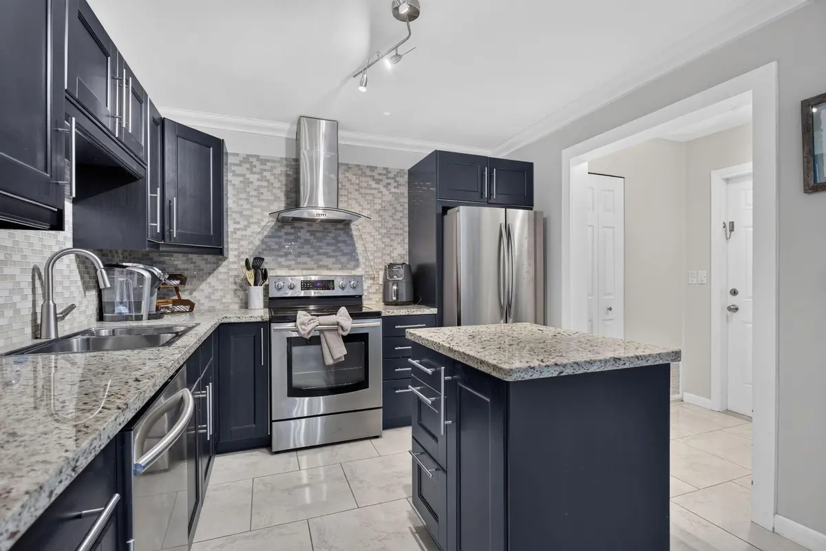14-web-or-mls-1520-7468 at 1520 NE 34TH Court, Pompano Beach
