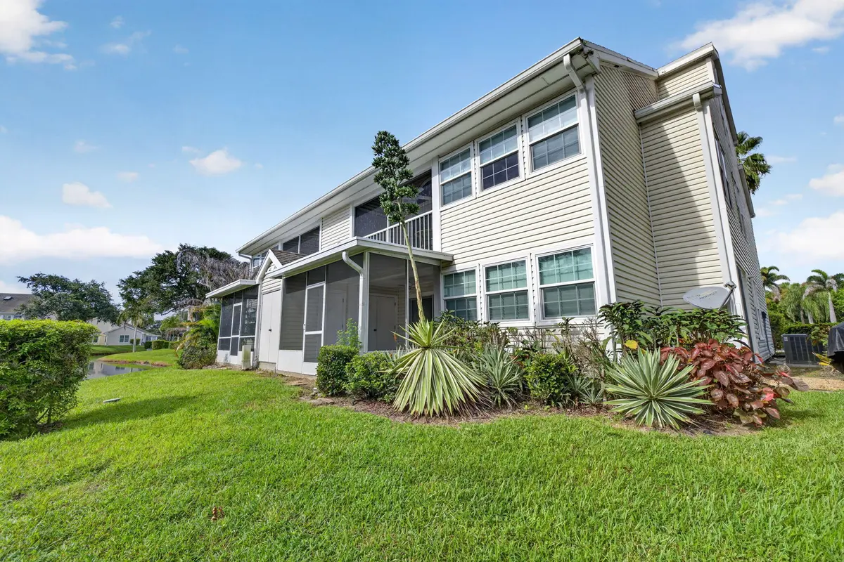 3-web-or-mls-3A5A1302 at 1975 WESTMINSTER Circle 4, Vero Beach