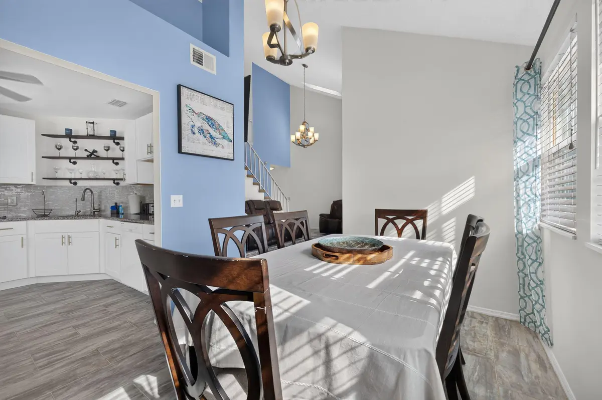 8-web-or-mls-3A5A1329 at 1975 WESTMINSTER Circle 4, Vero Beach