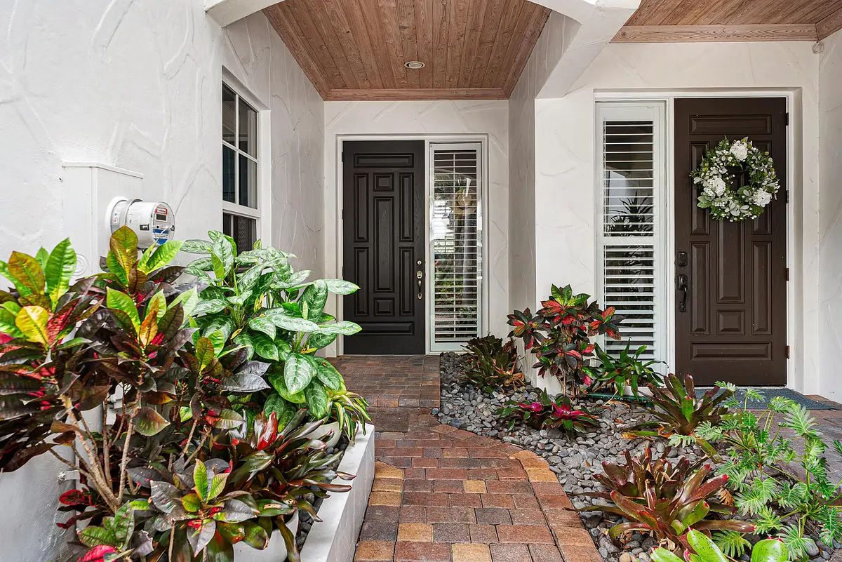 828 Estuary Way at 828 ESTUARY Way, Delray Beach