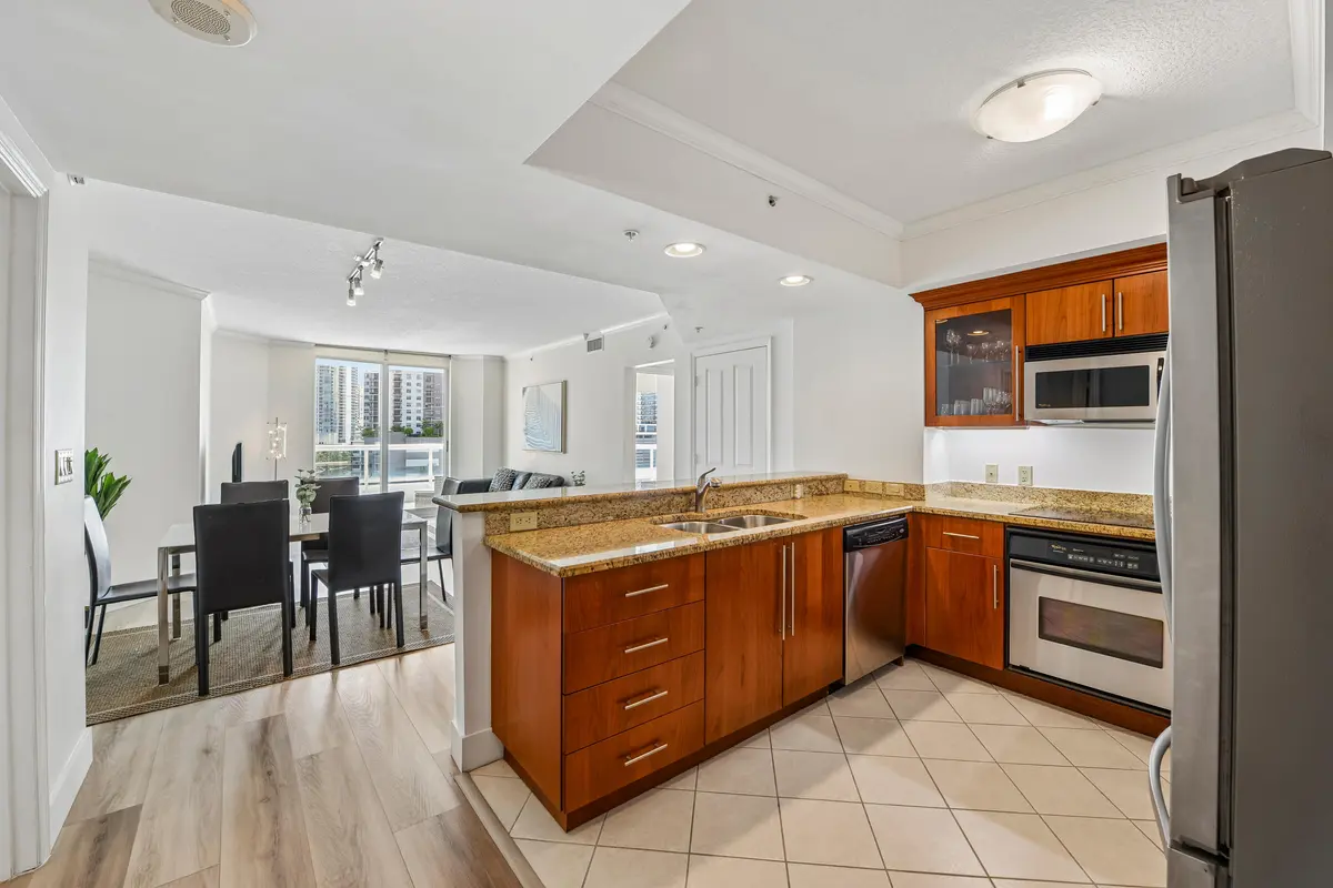 Kitchen at 401 SW 4TH Avenue 1003, Fort Lauderdale