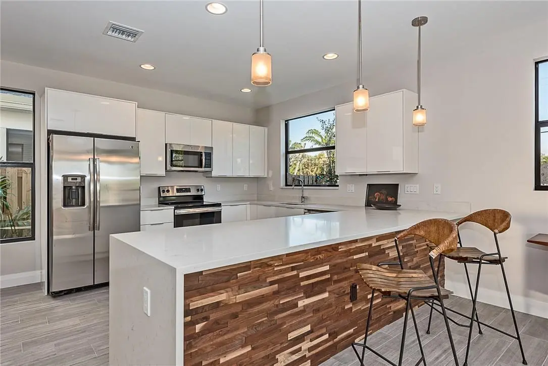 IMG_5882 at 1101 NE 3RD Avenue, Fort Lauderdale