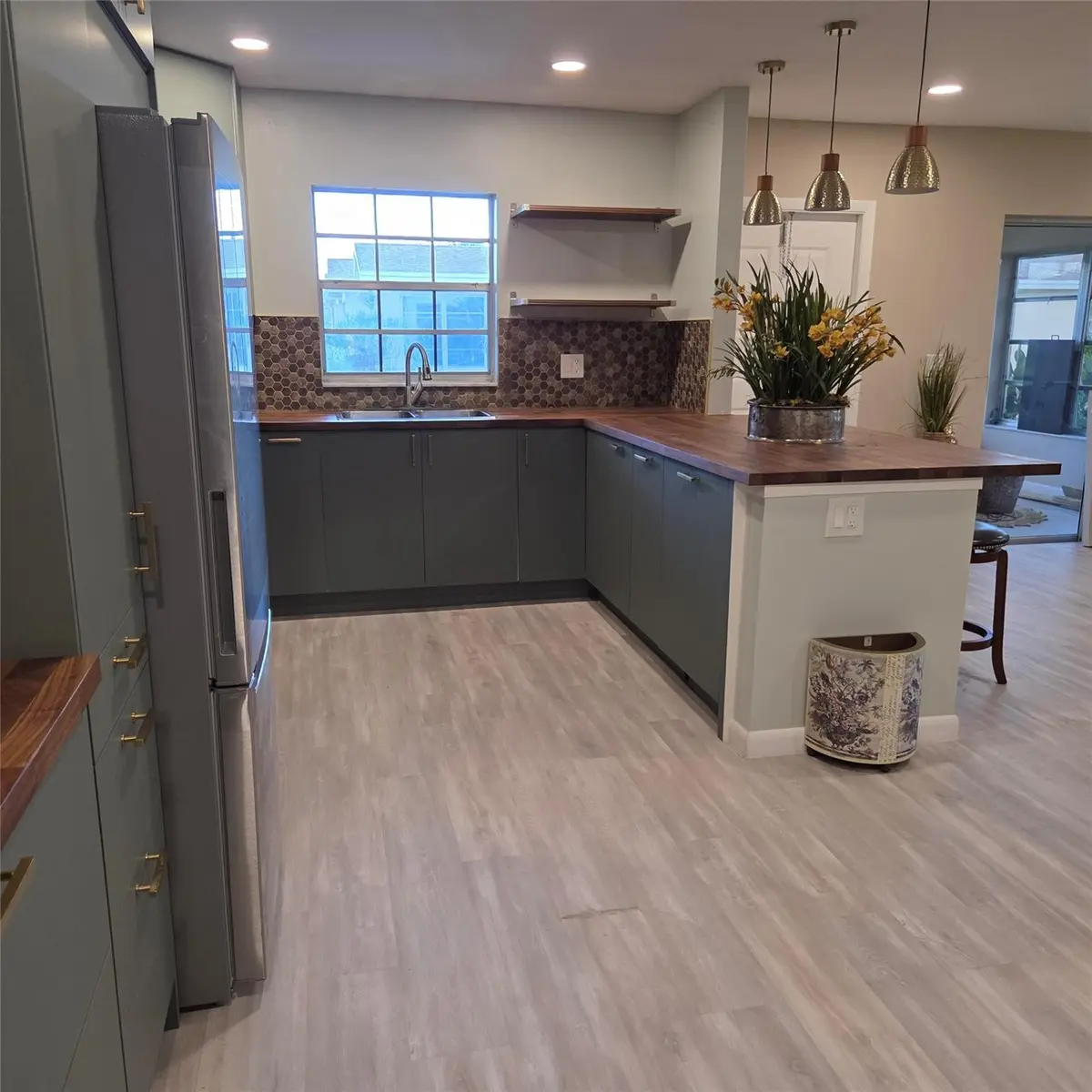 Photo 4 at 5385 LAKEFRONT Boulevard A, Delray Beach