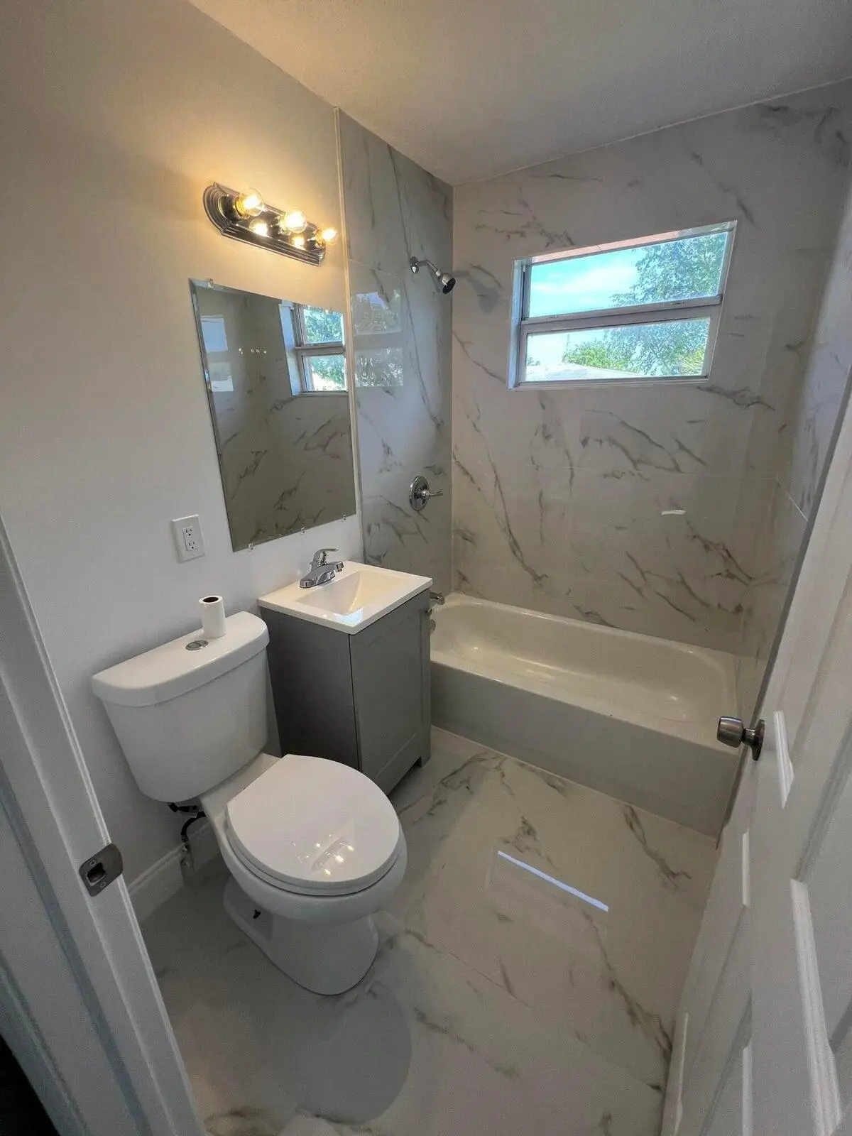 20250913020522922413000000-o at 1010 Adams Street 1, West Palm Beach