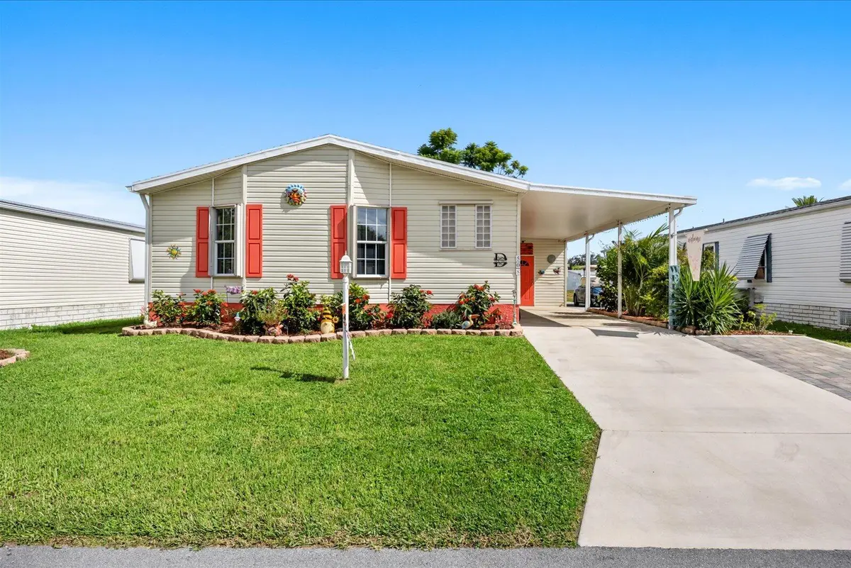02-thames in-34 at 508 THAMES BLUFF Ridge D-22, Fort Pierce